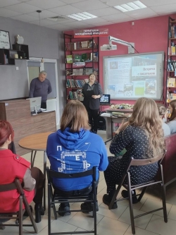 Встреча с белогорским  писателем и поэтом  Владимиром Прутковым