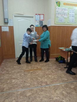 Игровая конкурсная программа «По следам Белого кролика, или приключения в Стране чудес»